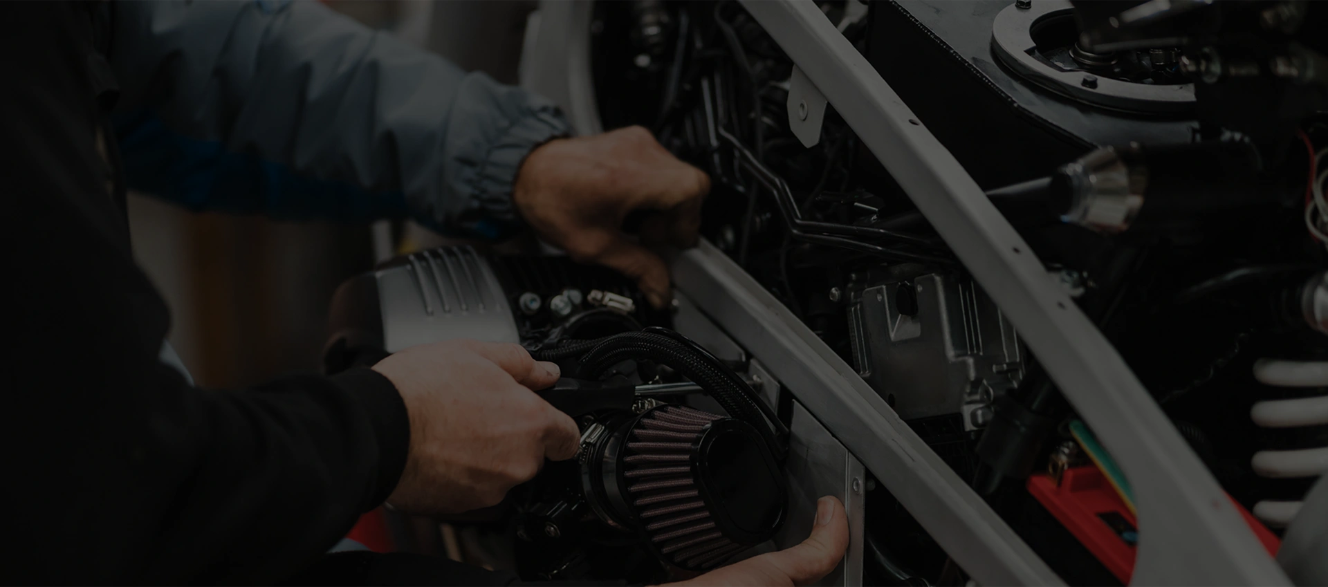 نحن مورد قطع غيار السيارات