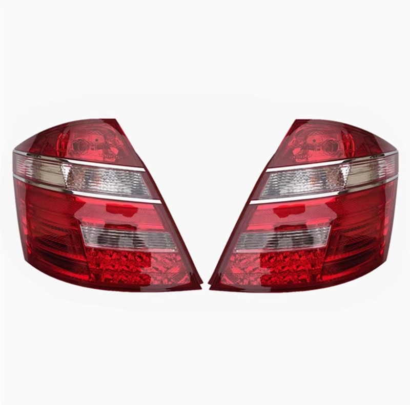 قطع غيار السيارات الصينية الأصلية الأصلية GEELY ENGLON SC7 مجموعة المصابيح الخلفية الهالوجين والزينون مصباح الفرامل الخلفي